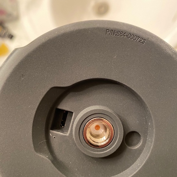 UE Boom 2/ UE Megablast - Picture 8 of 11